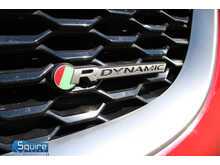 Jaguar E-PACE D150 R-Dynamic SE