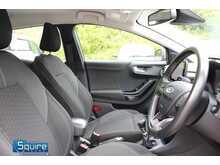 Ford Puma T EcoBoost MHEV Titanium