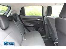 Suzuki Swift Dualjet MHEV SZ-L