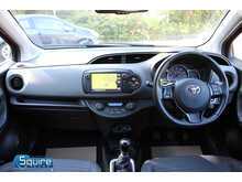 Toyota Yaris Dual VVT-i Design