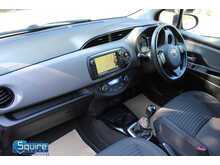 Toyota Yaris Dual VVT-i Design