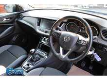 Vauxhall Grandland X Turbo D BlueInjection Sport Nav 