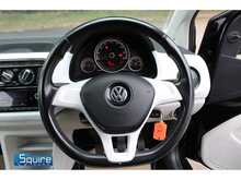 Volkswagen up! up! beats