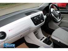 Volkswagen up! up! beats