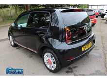 Volkswagen up! up! beats
