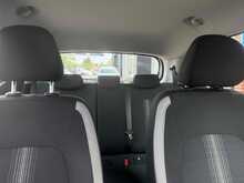 Hyundai i10 1.0 SE Connect Hatchback 5dr Petrol Manual Euro 6 (s/s) (67 ps) 