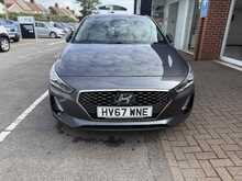 Hyundai i30 1.6 CRDi Blue Drive Premium Hatchback 5dr Diesel Manual Euro 6 (s/s) (110 ps) 