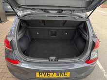 Hyundai i30 1.6 CRDi Blue Drive Premium Hatchback 5dr Diesel Manual Euro 6 (s/s) (110 ps) 