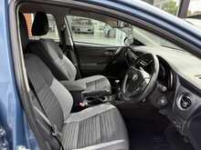 Toyota Auris 1.2 VVT-i Business Edition Hatchback 5dr Petrol Manual Euro 6 (s/s) (116 ps) 