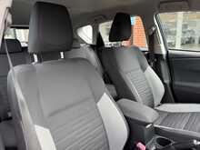 Toyota Auris 1.2 VVT-i Business Edition Hatchback 5dr Petrol Manual Euro 6 (s/s) (116 ps) 