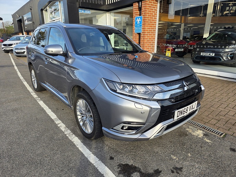 2.4h TwinMotor 13.8kWh 5hs SUV 5dr Petrol Plug-in Hybrid CVT 4WD Euro 6 (s/s) (209 ps)