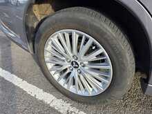 Mitsubishi Outlander 2.4h TwinMotor 13.8kWh 5hs SUV 5dr Petrol Plug-in Hybrid CVT 4WD Euro 6 (s/s) (209 ps) 