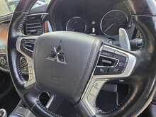 Mitsubishi Outlander 2.4h TwinMotor 13.8kWh 5hs SUV 5dr Petrol Plug-in Hybrid CVT 4WD Euro 6 (s/s) (209 ps) 