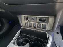 Mitsubishi Outlander 2.4h TwinMotor 13.8kWh 5hs SUV 5dr Petrol Plug-in Hybrid CVT 4WD Euro 6 (s/s) (209 ps) 