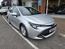 Toyota Corolla 1.8 VVT-h Icon Tech Hatchback 5dr Petrol Hybrid CVT Euro 6 (s/s) (122 ps) 