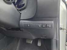 Toyota Corolla 1.8 VVT-h Icon Tech Hatchback 5dr Petrol Hybrid CVT Euro 6 (s/s) (122 ps) 