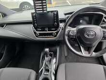 Toyota Corolla 1.8 VVT-h Icon Tech Hatchback 5dr Petrol Hybrid CVT Euro 6 (s/s) (122 ps) 