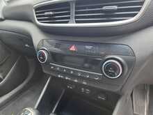 Hyundai TUCSON 1.6 GDi SE Nav SUV 5dr Petrol Manual Euro 6 (s/s) (132 ps) 