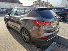 Hyundai Santa Fe 2.2 CRDi Premium SE SUV 5dr Diesel Auto 4WD Euro 5 (7 seat) (194 bhp) 