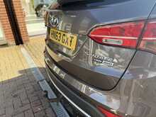 Hyundai Santa Fe 2.2 CRDi Premium SE SUV 5dr Diesel Auto 4WD Euro 5 (7 seat) (194 bhp) 