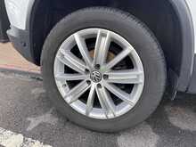 Volkswagen Tiguan 2.0 TDI BlueMotion Tech Match Edition SUV 5dr Diesel DSG 4WD Euro 6 (s/s) (150 ps) 