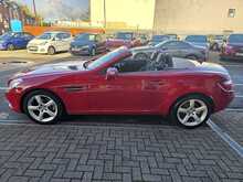 Mercedes-Benz SLK 1.8 SLK200 BlueEfficiency Convertible 2dr Petrol G-Tronic+ Euro 5 (s/s) (184 ps) 