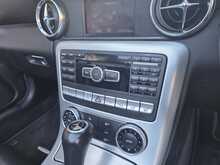 Mercedes-Benz SLK 1.8 SLK200 BlueEfficiency Convertible 2dr Petrol G-Tronic+ Euro 5 (s/s) (184 ps) 