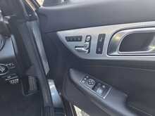 Mercedes-Benz SLC 2.0 SLC200 AMG Line Convertible 2dr Petrol Manual Euro 6 (s/s) (184 ps) 