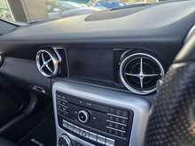 Mercedes-Benz SLC 2.0 SLC200 AMG Line Convertible 2dr Petrol Manual Euro 6 (s/s) (184 ps) 