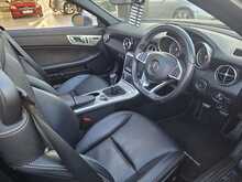 Mercedes-Benz SLC 2.0 SLC200 AMG Line Convertible 2dr Petrol Manual Euro 6 (s/s) (184 ps) 