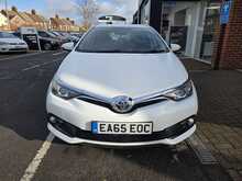 Toyota Auris 1.2 VVT-i Business Edition Hatchback 5dr Petrol CVT Euro 6 (s/s) (116 ps) 