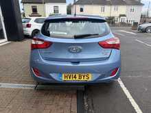 Hyundai i30 1.6 CRDi Active Hatchback 5dr Diesel Auto Euro 5 (110 ps) 