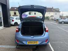 Hyundai i30 1.6 CRDi Active Hatchback 5dr Diesel Auto Euro 5 (110 ps) 