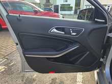 Mercedes-Benz A Class 2.0 A45 AMG (Premium) Hatchback 5dr Petrol SpdS DCT 4MATIC Euro 6 (s/s) (381 ps) 