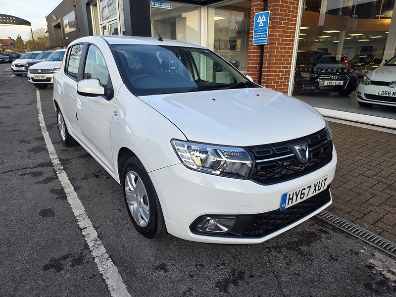 0.9 TCe Laureate Hatchback 5dr Petrol Manual Euro 6 (s/s) (90 ps)