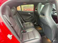 Mercedes-Benz GLA 2.1 GLA220d AMG Line (Premium Plus) SUV 5dr Diesel 7G-DCT 4MATIC Euro 6 (s/s) (177 ps) 