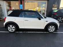MINI Convertible 1.5 Cooper Classic Convertible 2dr Petrol Steptronic Euro 6 (s/s) (136 ps) 