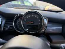 MINI Convertible 1.5 Cooper Classic Convertible 2dr Petrol Steptronic Euro 6 (s/s) (136 ps) 