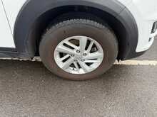 Hyundai TUCSON 1.6 GDi S Connect SUV 5dr Petrol Manual Euro 6 (s/s) (132 ps) 