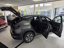 Hyundai TUCSON 1.6 h T-GDi SE Connect SUV 5dr Petrol Hybrid Auto Euro 6 (s/s) (230 ps) 