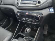 Hyundai TUCSON 2.0 CRDi Premium SE SUV 5dr Diesel Auto 4WD Euro 6 (185 ps) 