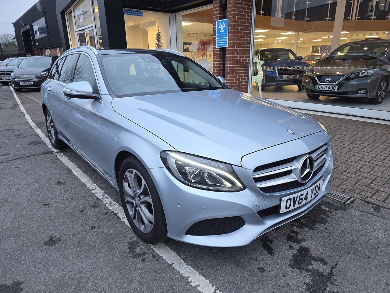 Mercedes-Benz 2.0 C200 Sport Estate 5dr Petrol 7G-Tronic+ Euro 6 (s/s) (184 ps)