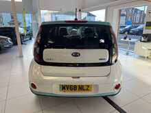 Kia Soul 30kWh EV SUV 5dr Electric Auto (109 bhp) 