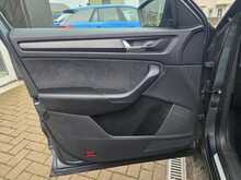 Skoda Kodiaq 2.0 TDI SportLine SUV 5dr Diesel DSG 4WD Euro 6 (s/s) (7 Seat) (150 ps) 