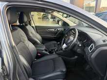 Nissan Qashqai 1.5 dCi Tekna SUV 5dr Diesel Manual Euro 6 (s/s) (110 ps) 