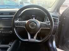 Nissan Qashqai 1.5 dCi Tekna SUV 5dr Diesel Manual Euro 6 (s/s) (110 ps) 