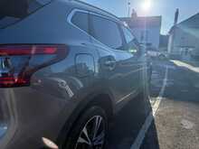 Nissan Qashqai 1.3 DIG-T N-Connecta SUV 5dr Petrol Manual Euro 6 (s/s) (140 ps) 