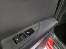 Kia Niro 1.6h GDi 4 SUV 5dr Petrol Hybrid DCT Euro 6 (s/s) (139 bhp) 