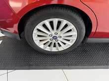 Ford C-Max 1.0T EcoBoost Titanium MPV 5dr Petrol Manual Euro 6 (s/s) (125 ps) 