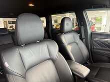 Mitsubishi Outlander 2.4h TwinMotor 13.8kWh 4h SUV 5dr Petrol Plug-in Hybrid CVT 4WD Euro 6 (s/s) (209 ps) 